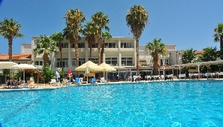 Hotel L.a. Resort