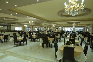 Hotel Riverside Garden Resort