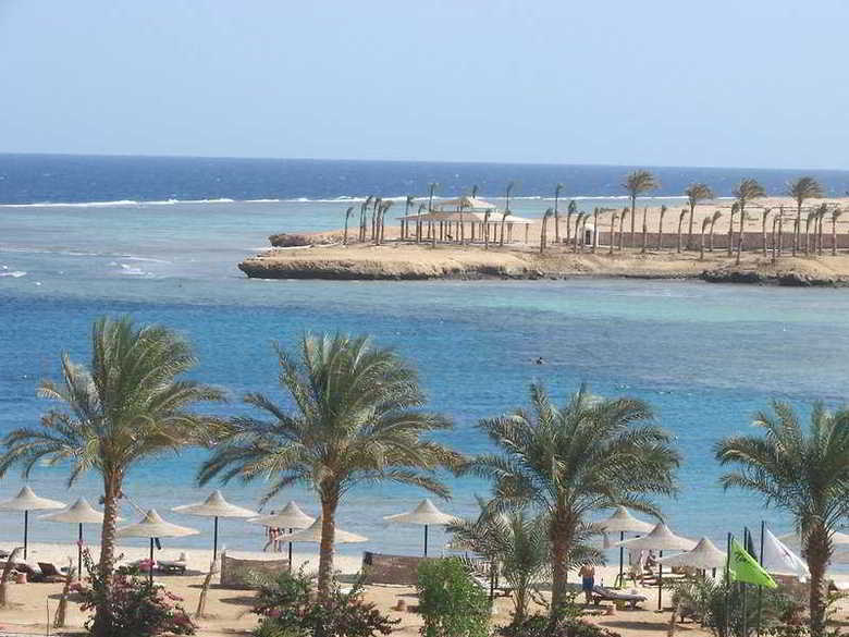 Brayka Bay Hotel
