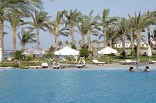 Brayka Bay Hotel