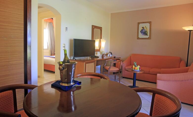 Kairaba Hotel