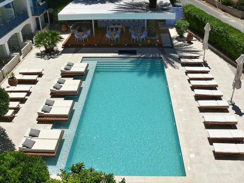 Hotel Danae