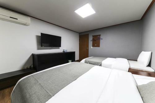 Major Hotel