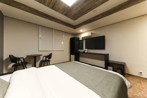 Major Hotel