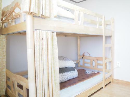 Hostal Yellow Guesthouse