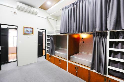 Little Yangon Hostel