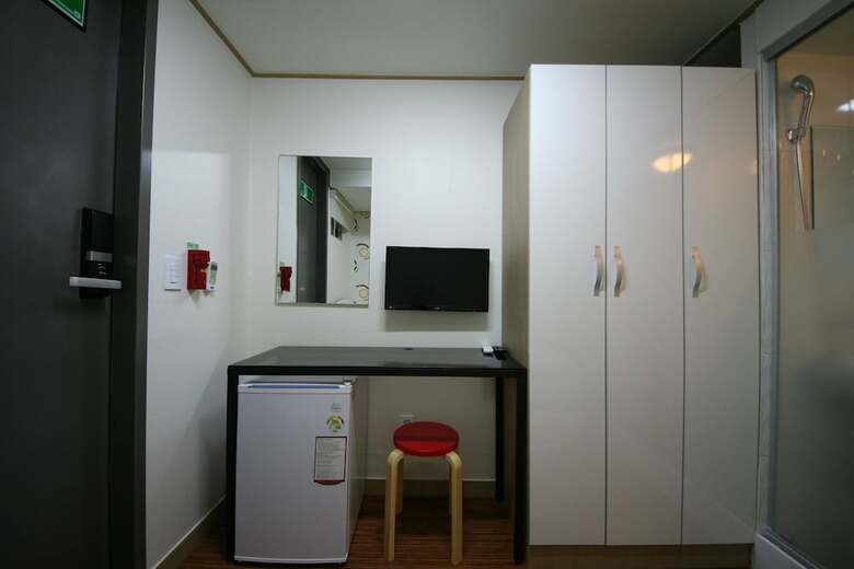 Hostal Star Guest Oneroomtel
