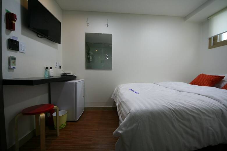 Hostal Star Guest Oneroomtel