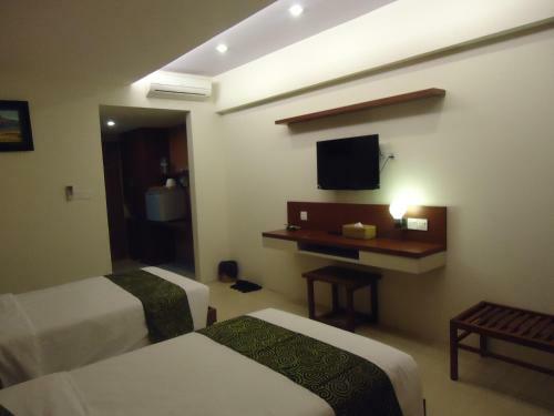 Paradise Hotel Nyaung Shwe