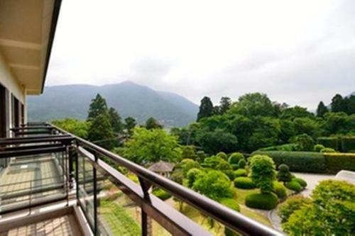 Hakone Mori-no-seseragi