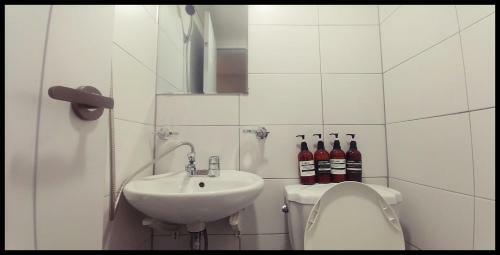 Hostal 24 Guesthouse Sinchon