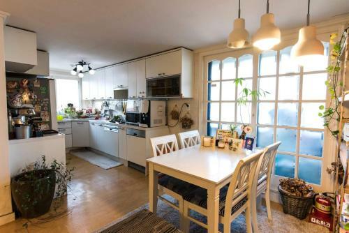 Hostal Urbanwood Guesthouse