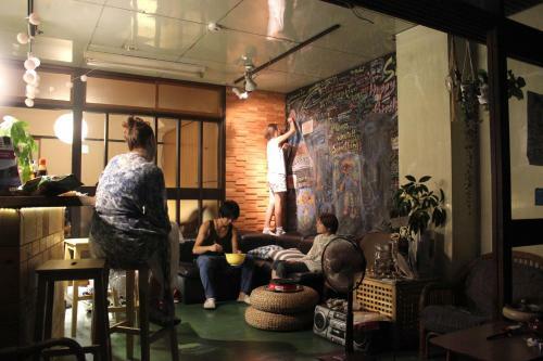 Hostal Guesthouse Azito