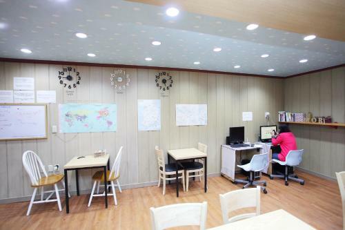 Albergue Mori Guesthouse