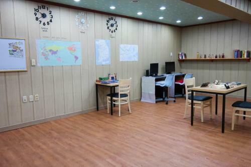 Albergue Mori Guesthouse