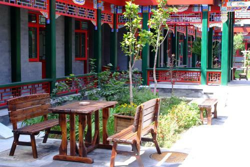 Heyuan International Youth Hostel
