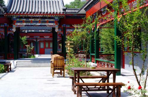 Heyuan International Youth Hostel