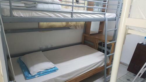 Hostal Yacht Guesthouse