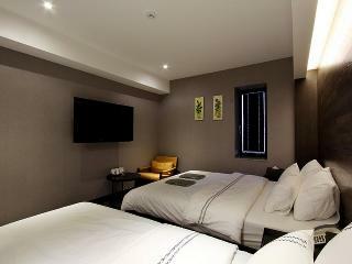 Donggyeong Hotel