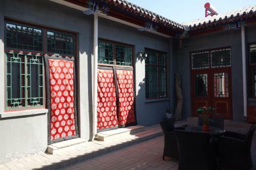 Posada Ming Courtyard