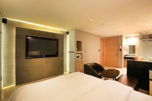 Tara Hotel