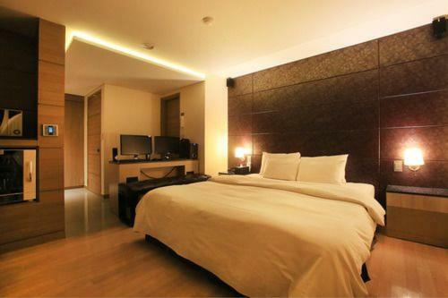 Tara Hotel