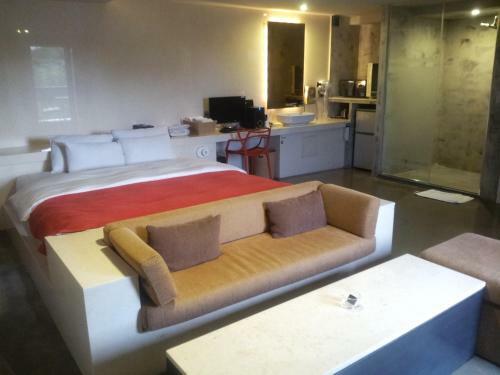 Tara Hotel