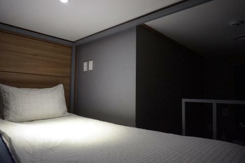 Hostal J-honor Guesthouse