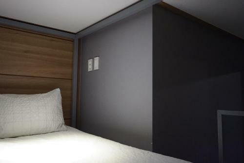 Hostal J-honor Guesthouse