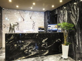Richwell Hotel
