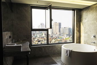 Richwell Hotel