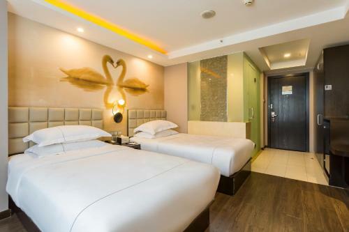 Beijing Red Hotel