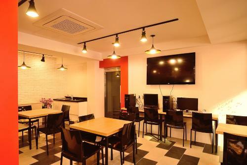 Hostal Red Guesthouse