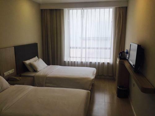 Hotel Hanting Express Chongwenmen