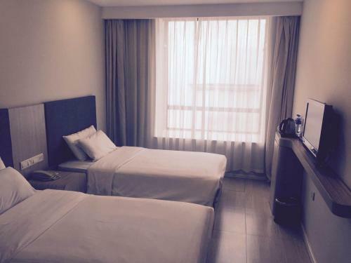 Hotel Hanting Express Chongwenmen