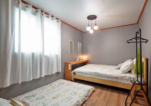 Albergue Cozzzy Guesthouse