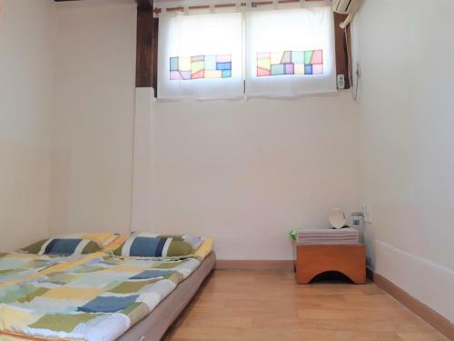 Hostal Raon Guesthouse