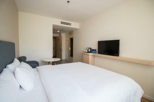 Hotel Hanting Express Beijing Yansha Xiaoyun Bridge