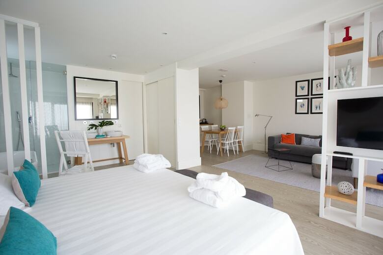 Hotel Almirante