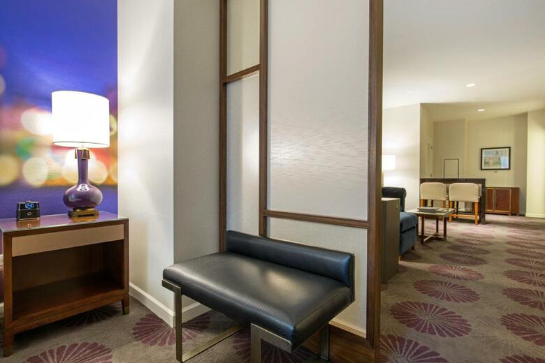 The Chicago Hotel Collection Magnificent Mile