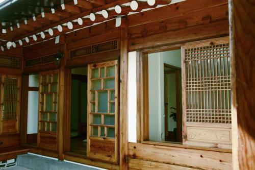 Hostal Mumum Guesthouse