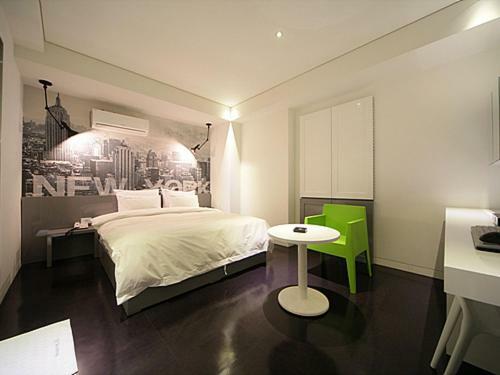 Motel Sinchon Hotel Gaeul