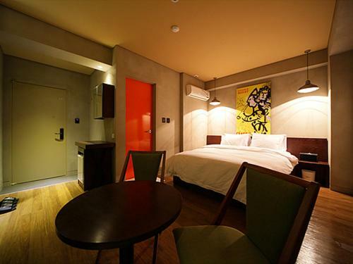 Motel Sinchon Hotel Gaeul