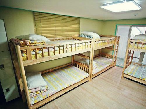 Hostal Fun Fun Stay Guesthouse