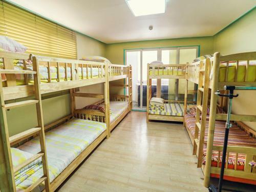 Hostal Fun Fun Stay Guesthouse