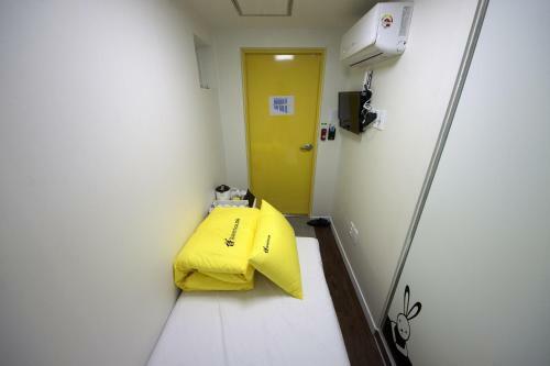 Hostal 24 Guesthouse Myeongdong Town