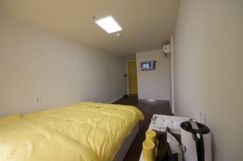Hostal 24 Guesthouse Myeongdong Town