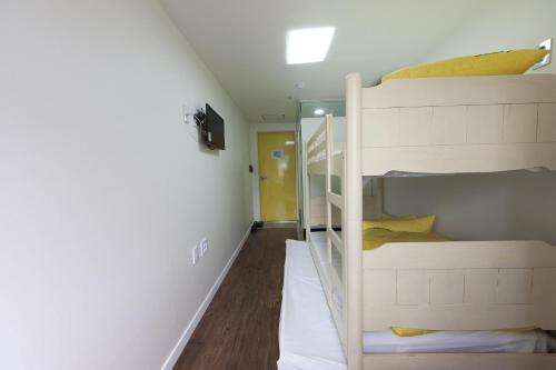 Hostal 24 Guesthouse Myeongdong Town