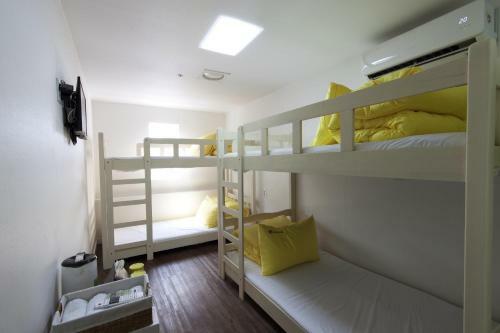 Hostal 24 Guesthouse Myeongdong Town