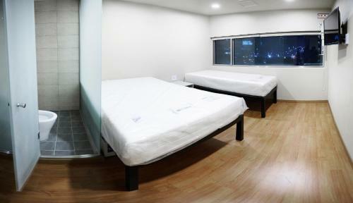 Seoul N Hostel